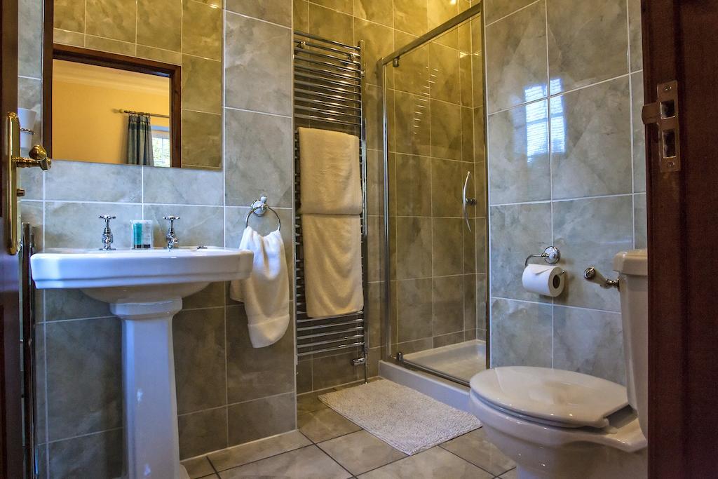 Dinichean House Bed & Breakfast Daviot  Room photo