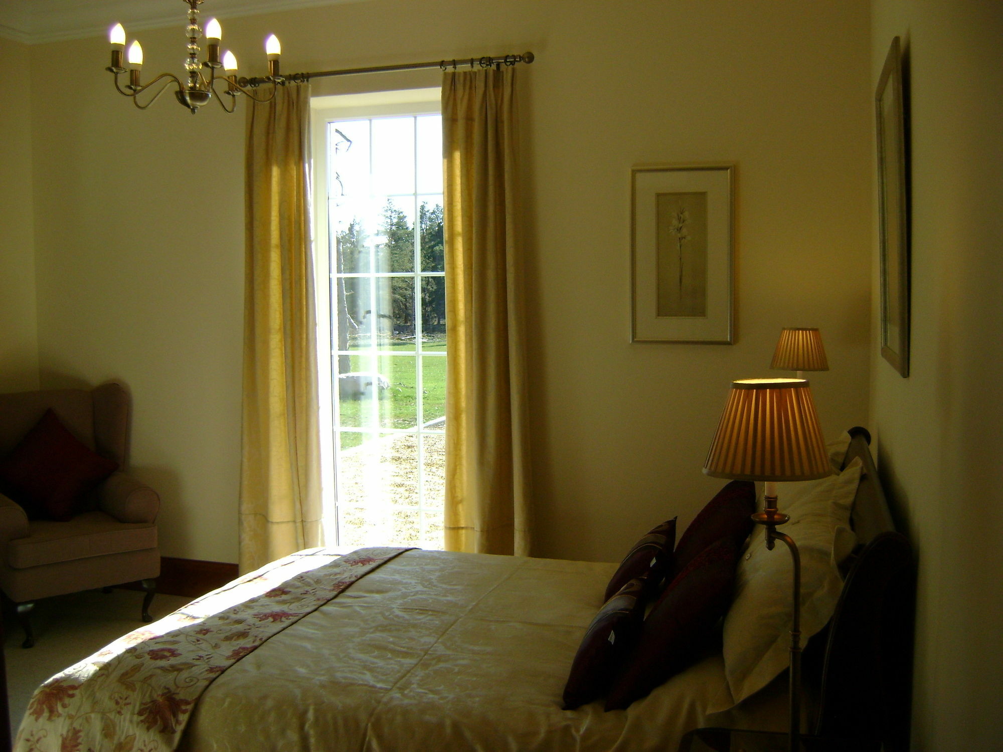 Dinichean House Bed & Breakfast Daviot  Exterior photo